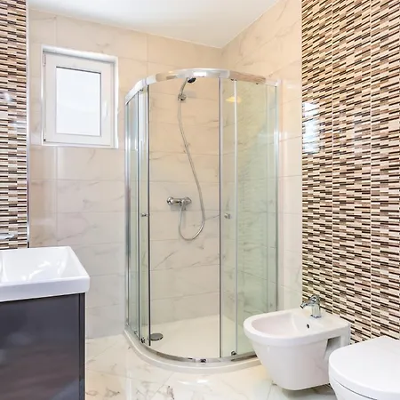 شقة Dragan K3 - A2 Second Floor - Mpolo ميدولين