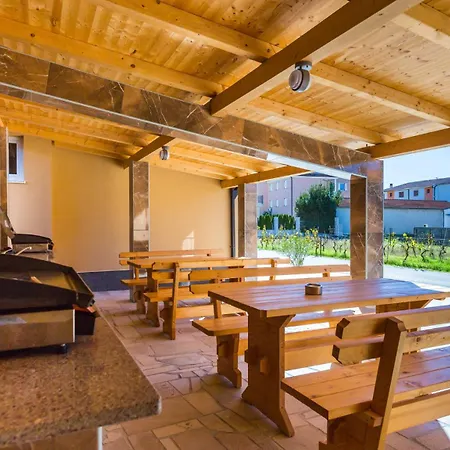 Dragan K3 - A2 Second Floor - Mpolo *