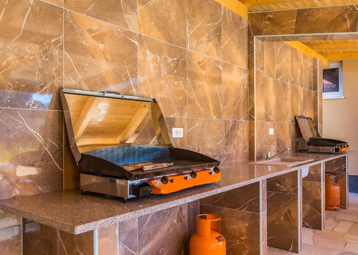 Dragan K3 - A2 Second Floor - Mpolo Appartement